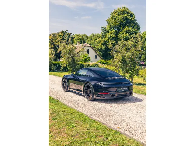 Porsche 911 3.0 Carrera GTS 2022 Benzine 94