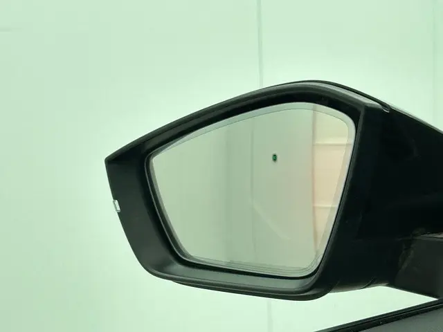 Škoda Kamiq 1.0 TSI Business Edition DSG 2025 Benzine 26