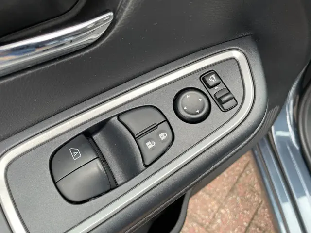Nissan Micra 0.9 IG-T Tekna 2019 Benzine 12
