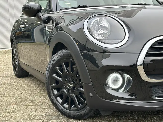MINI Cooper 1.5 Aut. 136pk Pepper 2020 Benzine 32