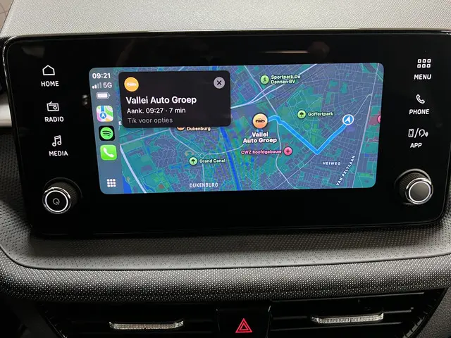 Škoda Fabia 1.0 TSI Selection 116 PK DSG 2024 Benzine 34