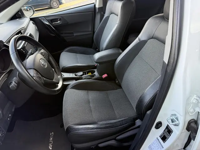 Toyota Auris 1.8 Hybrid Lease Pro 2016 Hybride Benzine 15