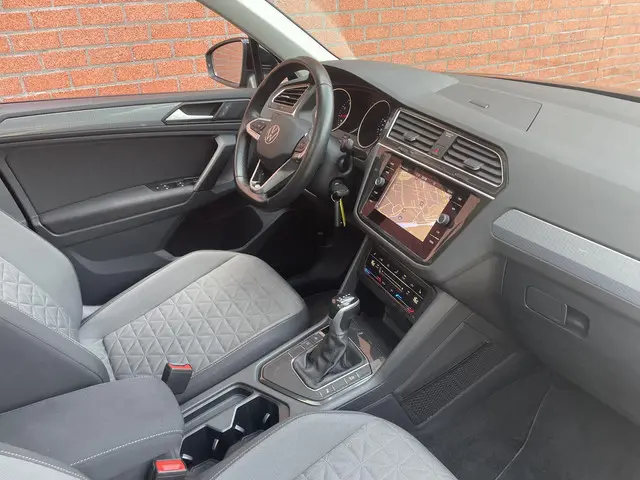 Volkswagen Tiguan 1.5 TSI 150pk DSG Life 2021 Benzine 14