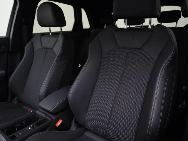 Audi Q3 35 TFSI/150PK Advanced edition 2025 Benzine 6