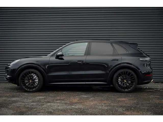 Porsche Cayenne 3