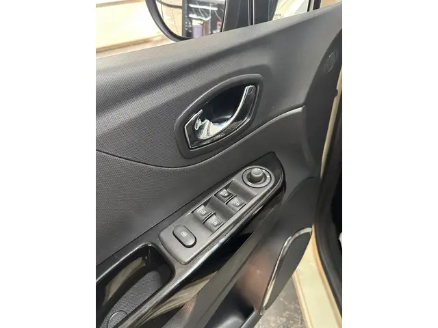 Renault Captur 0.9 TCe Dynamique 2014 Benzine 13