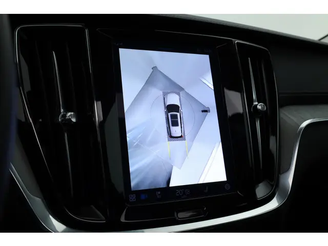 Volvo V60 T8 Recharge Ultra Dark 2025 Hybride Benzine 26