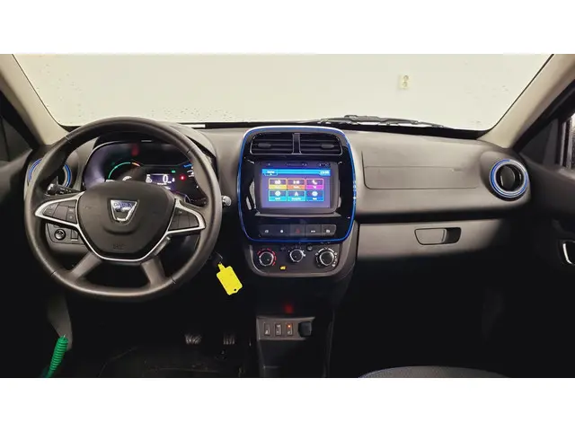 Dacia Spring 3