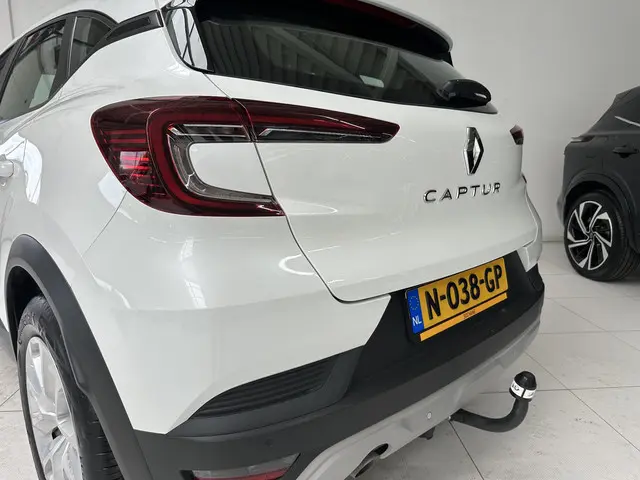 Renault Captur 1.0 TCe 90 Zen 2021 Benzine 23