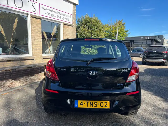 Hyundai i20 1.2 LP i-Drive 2015 Benzine 5