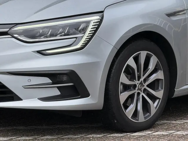 Renault Mégane Estate 1.3 TCe 140 Techno 2024 Benzine 18