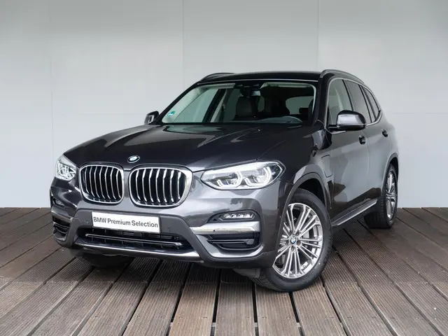 BMW X3 xDrive30e 2021 Hybride Benzine 42
