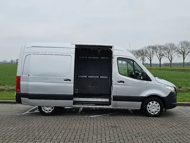Mercedes-Benz Sprinter 315 2021 Diesel 15