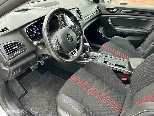 Renault Mégane Estate 1.3 TCe R.S. Line 2022 Benzine 24