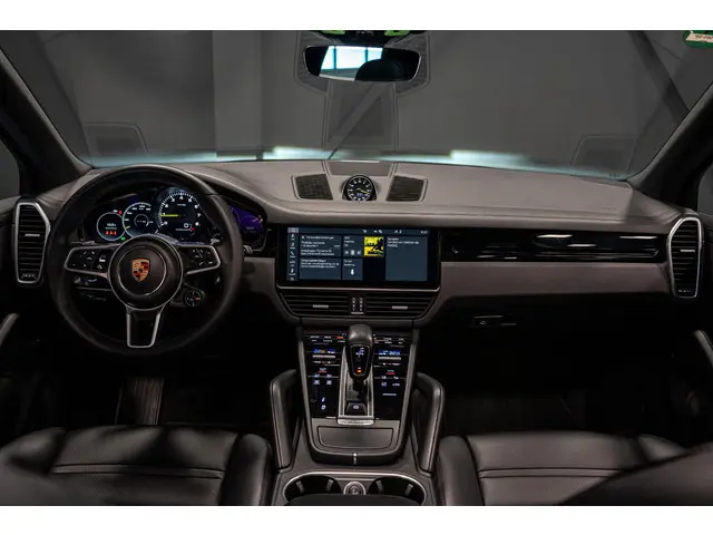 Porsche Cayenne 3.0 E-Hybrid 2021 Hybride Benzine 42