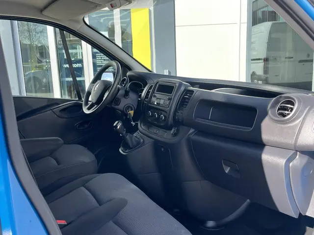Renault Trafic 1.6 dCi 95 T27 L1H1 Comfort 2020 Diesel 26