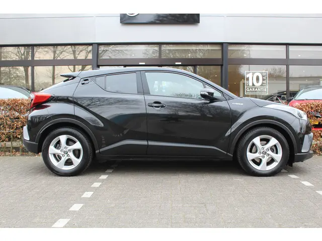 Toyota C-HR 1.8 Hybrid Active 2018 Hybride Benzine 7