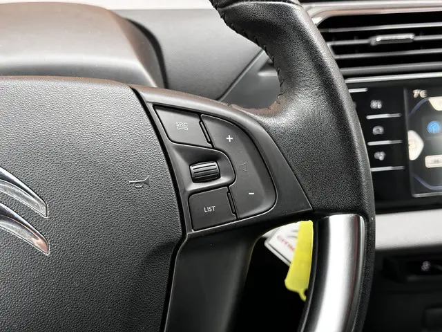 Citroën C4 Picasso 1.2 PureTech Selection 2015 LPG/Gas 11