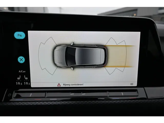 Volkswagen Golf 1.5 TSI 2021 Benzine 21