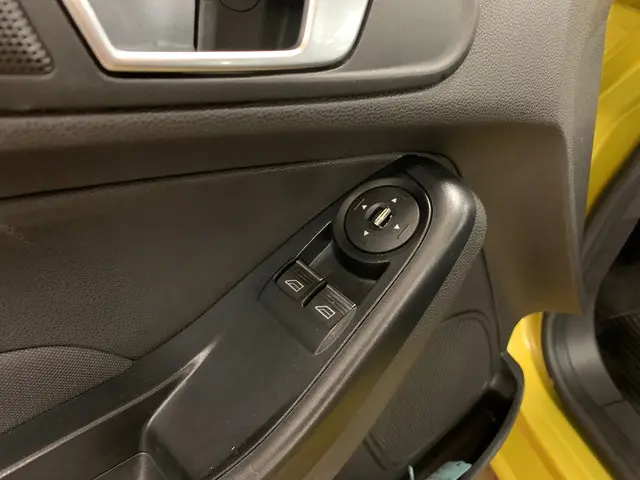 Ford Fiesta 1.0 Style|77000KM|Airco| 2014 Benzine 12