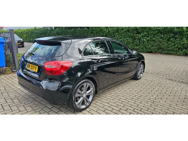 Mercedes-Benz A-Klasse 160 Business 2017 Benzine 4