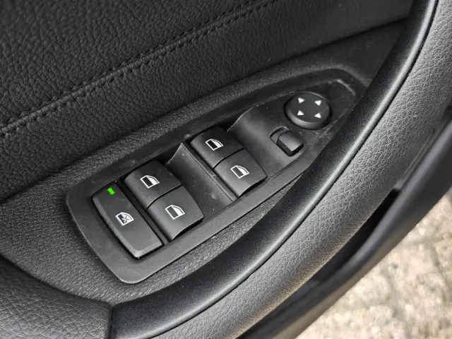 BMW X1 xDrive25e eDrive Edition 2021 Hybride Benzine 22