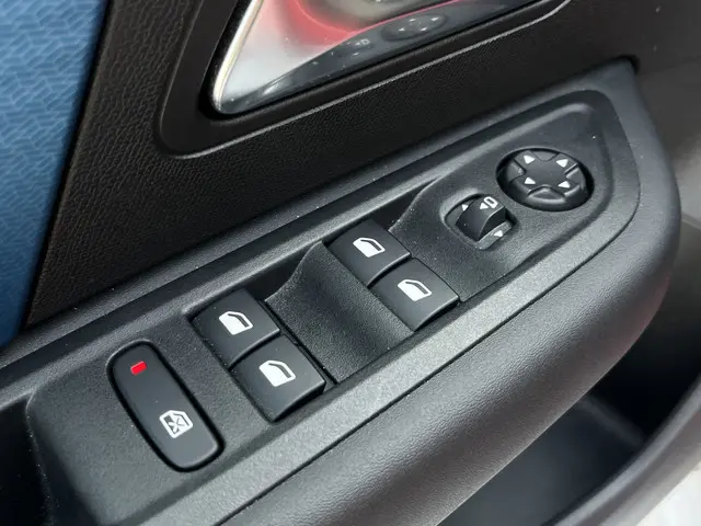 Citroën ë-C4 So Black 50 kWh 2022 Elektrisch 26