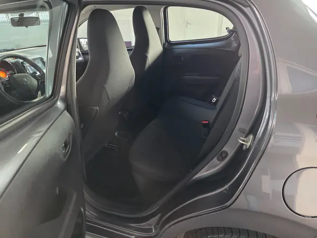 Peugeot 108 1.0 e-VTi Active 2022 Benzine 9