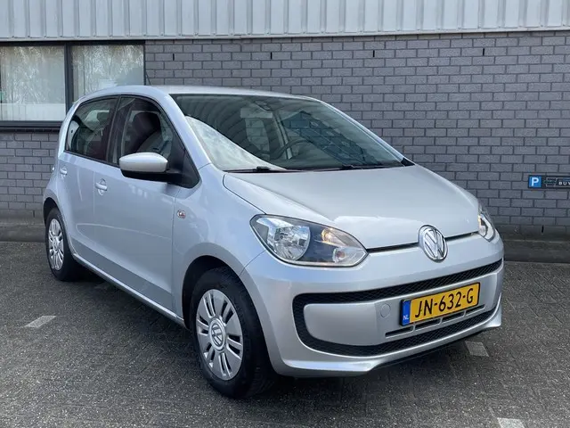 Volkswagen up! 1.0 move up! BlueMotion 2016 Benzine 17