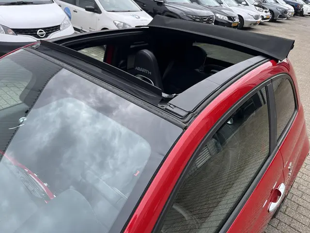 Fiat 500C Abarth 1.4 T-Jet 595C 2016 Benzine 59