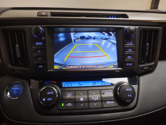 Toyota RAV4 2.5 Hybrid Style 2018 Hybride Benzine 24