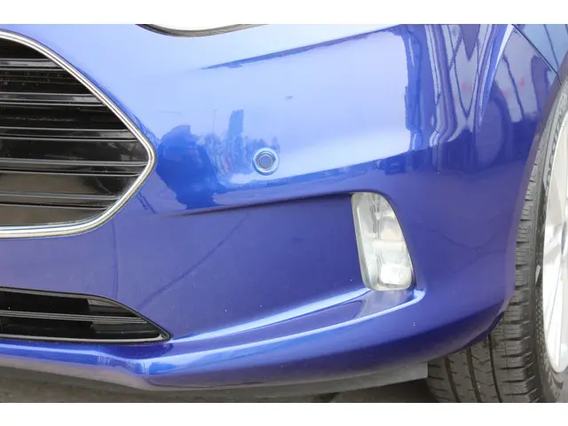 Ford B-MAX 1.0 EcoBoost 101 Pk Titanium 2015 Benzine 29