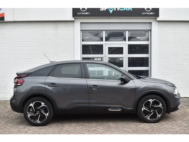 Citroën C4 Puretech 130 Shine 2022 Benzine 6