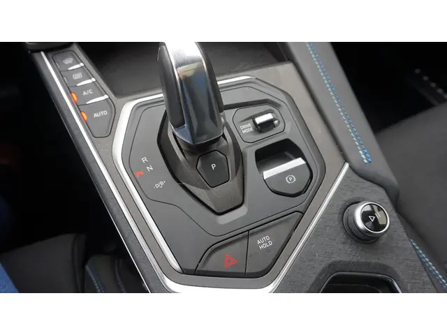 Lynk & Co 01 1.5 PHEV 2023 Hybride Benzine 31