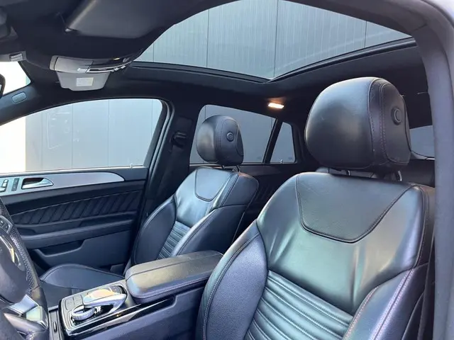 Mercedes-Benz GLE Coupé AMG 43 4MATIC 2017 Benzine 12