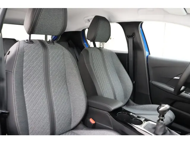 Peugeot 208 1.2 PureTech Allure Pack 2025 Benzine 10