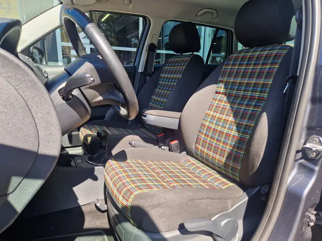 Škoda Fabia Combi 1.2 TSI Style 2012 Benzine 11