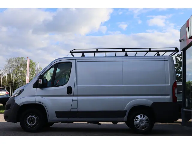 Peugeot Boxer 330 2.2 HDI L1H1 Première 2015 Diesel 6