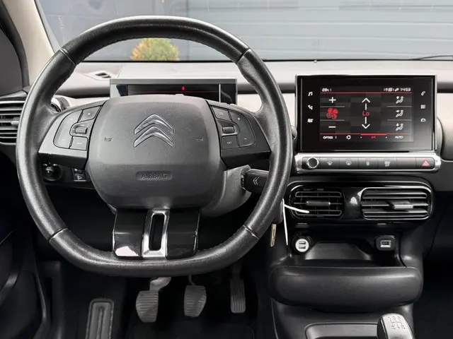 Citroën C4 Cactus 1.2 PureTech Feel 2018 Benzine 3
