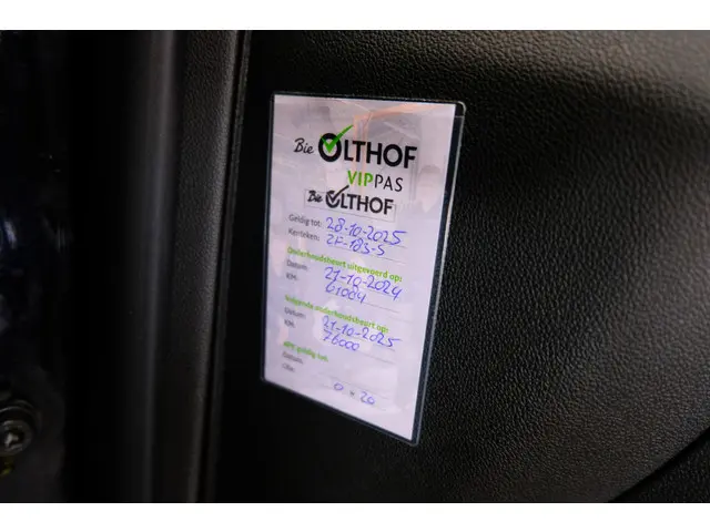 Opel Grandland X 1.2 Turbo Innovation 2019 Benzine 32