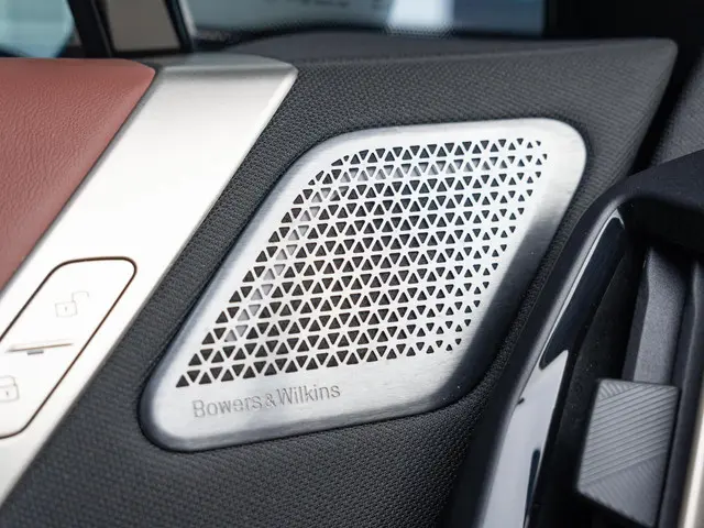 BMW iX M60 2023 Elektrisch 24