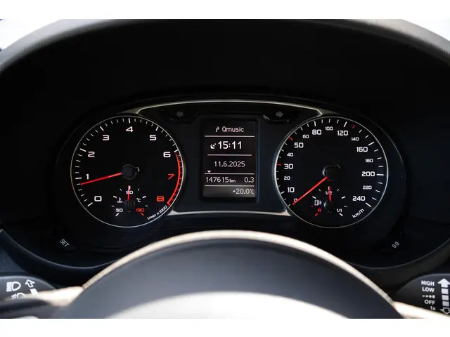 Audi A1 Sportback 1.2 TFSI Admired 2013 Benzine 15