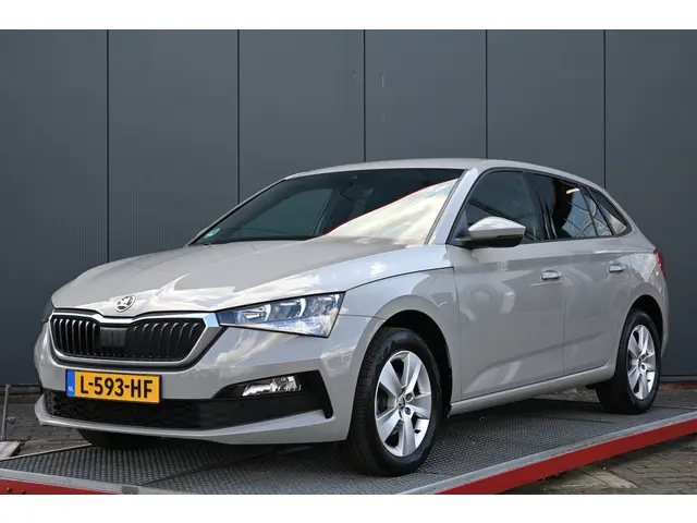 Škoda Scala 1.0 TSI Sport Business 2021 Benzine