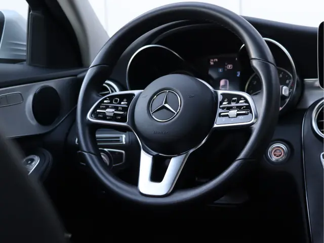 Mercedes-Benz C-Klasse 180 Avantgarde 2020 Benzine 17