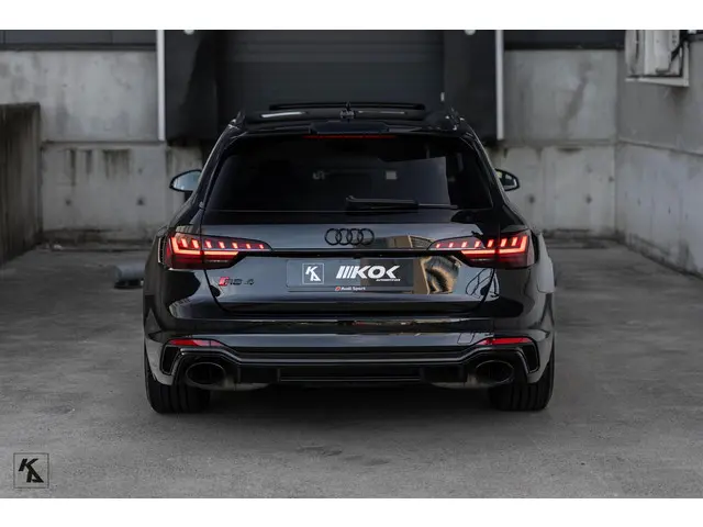 Audi RS4 Avant 2.9 TFSI RS 4 quattro 2020 Benzine 24