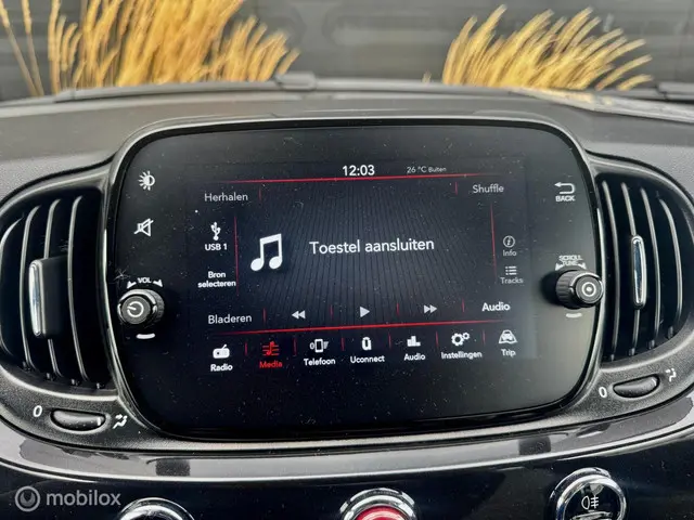 Fiat 500C Hybrid Dolcevita 2023 Hybride Benzine 13