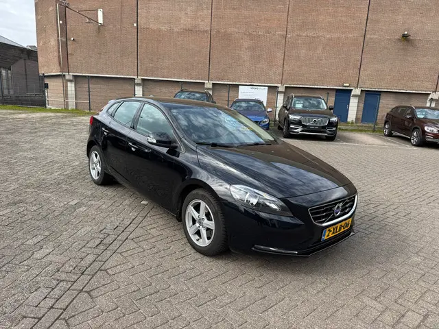 Volvo V40 1.6 T2 2014 Benzine