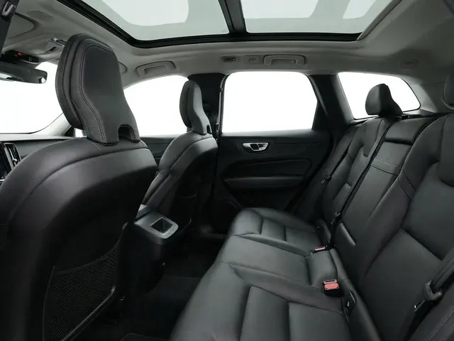 Volvo XC60 2.0 T5 Momentum 2019 Benzine 10