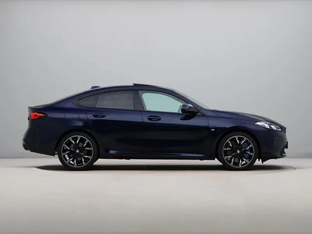 BMW 2 Serie Gran Coupé 220 2025 Benzine 8