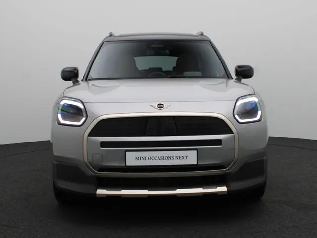 MINI Countryman 3